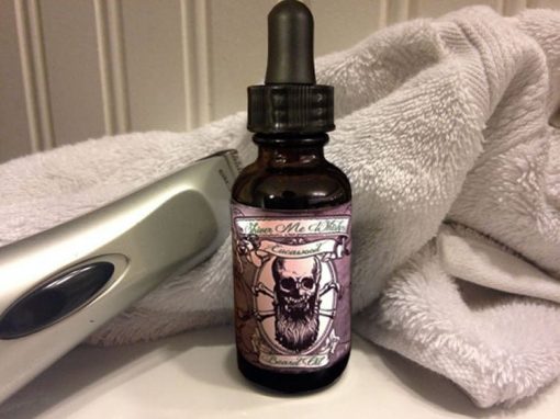 Shiver Me Whiskers Beard Oil - 1oz Eukawood Scent - Image 4