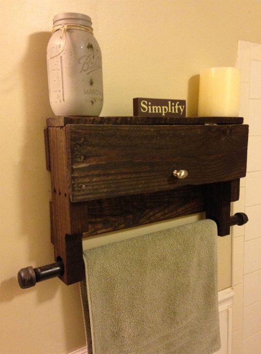 Pallet Towel Rack Shelf - Image 5