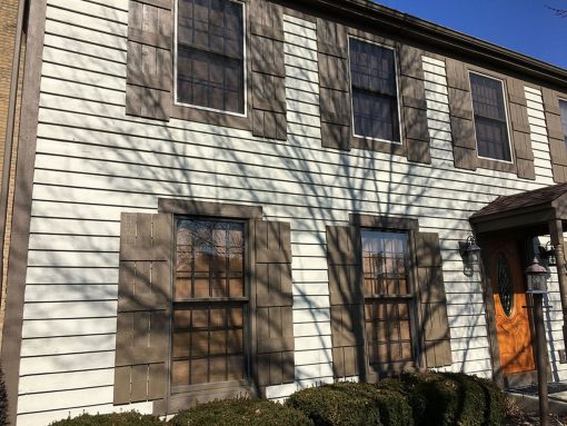 Cedar Wood Farmhouse Style Shutters - Image 10