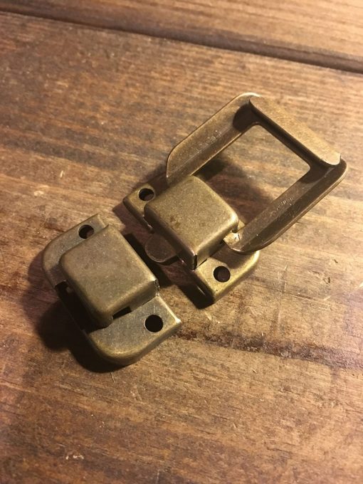Rustic Snap Catch - Image 5
