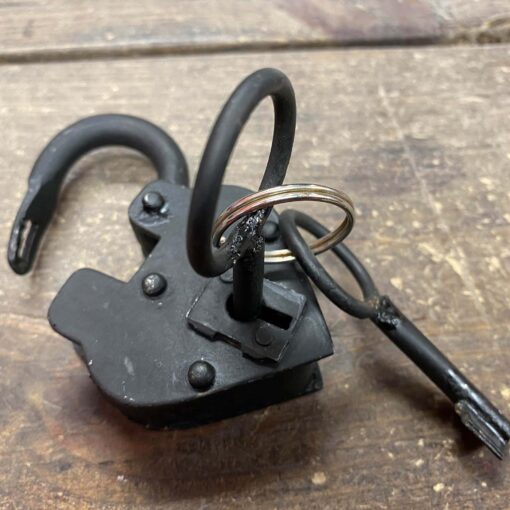 Cast Iron Heart Lock and Skeleton Key - Image 3